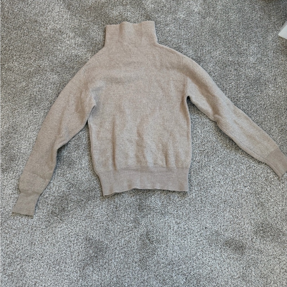 Aritzia Wilfred 100% Merino Wool Light Beige Turtleneck Sweater